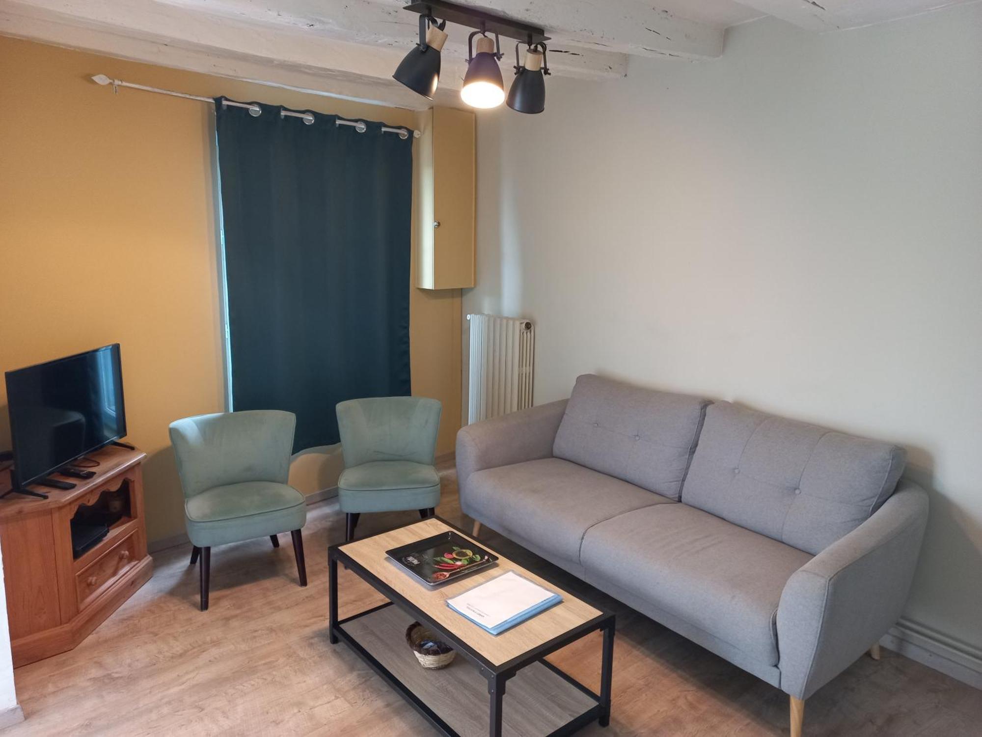 Agreable Maison De Ville Au Coeur De Σινόν Εξωτερικό φωτογραφία